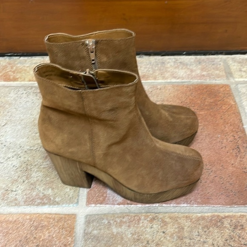 TopShop chunky platform bootie size 40